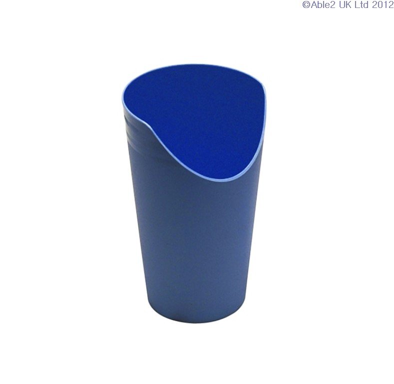 Nose Cut Out Glass - Image 2
