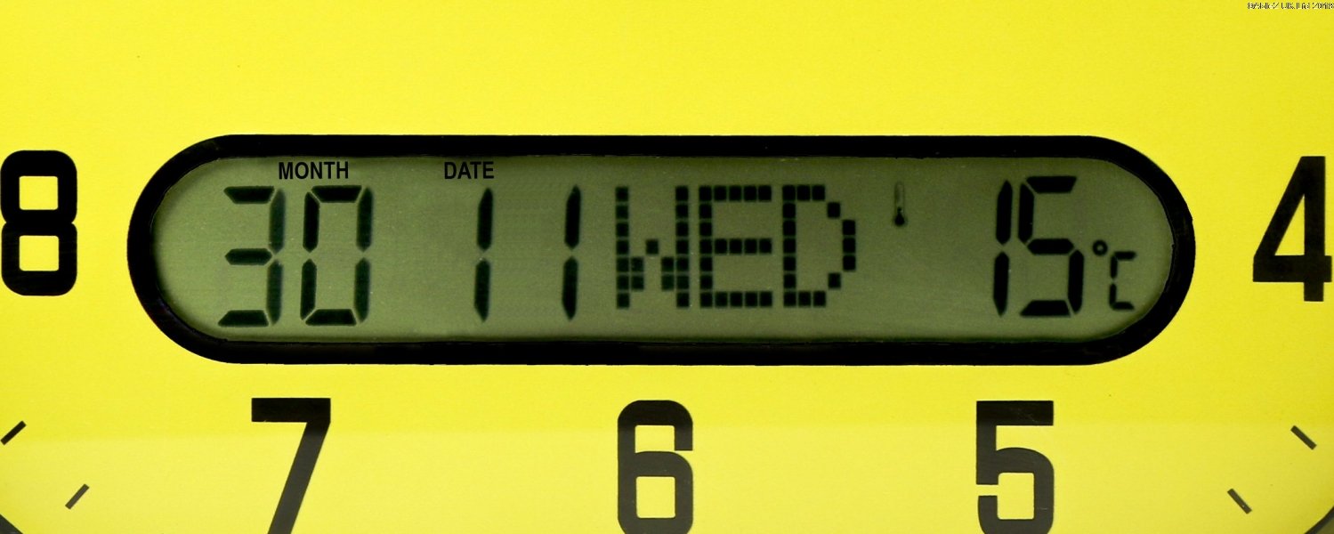 Day-Date Wall Clock - Image 2